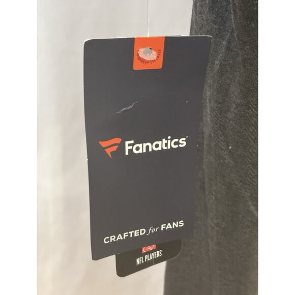 NWT Fanatics Brady Superbowl LV Champions Tampa Bay Buccaneers T-Shirt size S - Picture 3 of 6